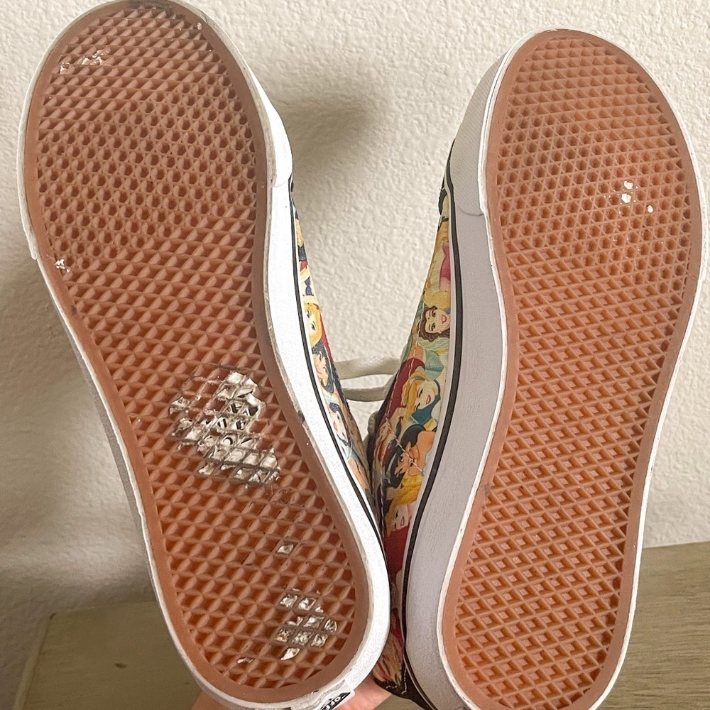 Vans X Disney Sk8 Hi Disney Princess Sneakers - Picture 14 of 15